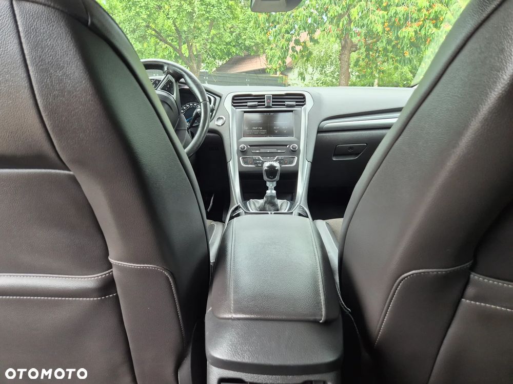 Ford Mondeo 2.0 TDCi STart-Stopp Titanium - 11