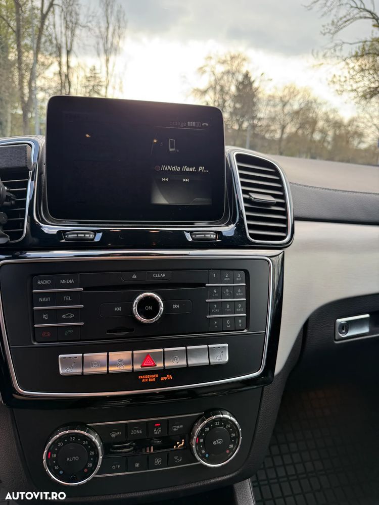 Mercedes-Benz GLE - 13