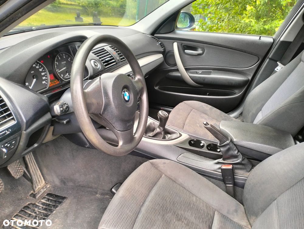 BMW Seria 1 - 35