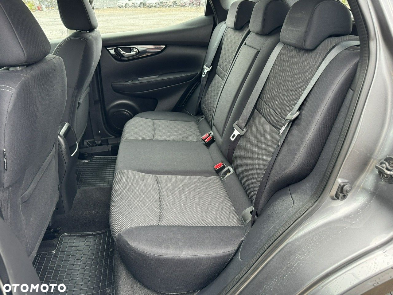Nissan Qashqai - 30