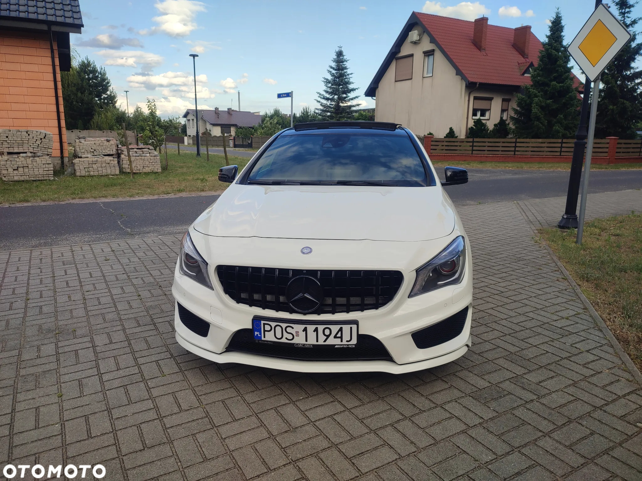 Mercedes-Benz CLA 220 d 7G-DCT AMG Line - 4