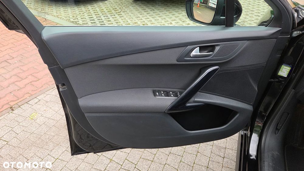 Peugeot 508 BlueHDi FAP 180 Automatik Stop&Start Allure - 23