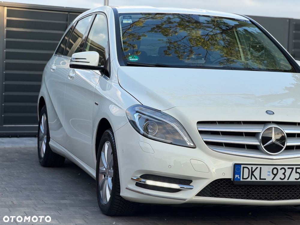 Mercedes-Benz Klasa B 180 - 28