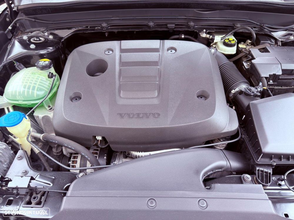 Volvo XC 40 2.0 D3 Momentum - 38