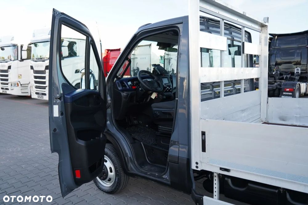 Iveco DAILY 35-180 / SKRZYNIOWY / BLIŹNIAK / HAK / 2017 / - 22