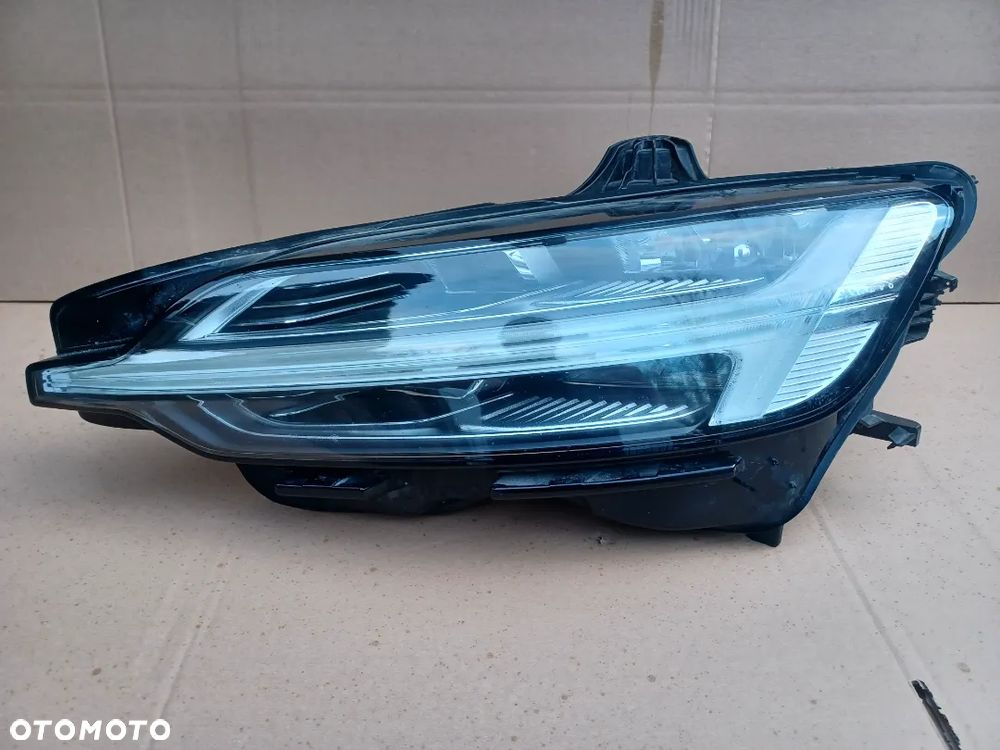 Full Led przedni lewy Volvo s60 v60 lampa