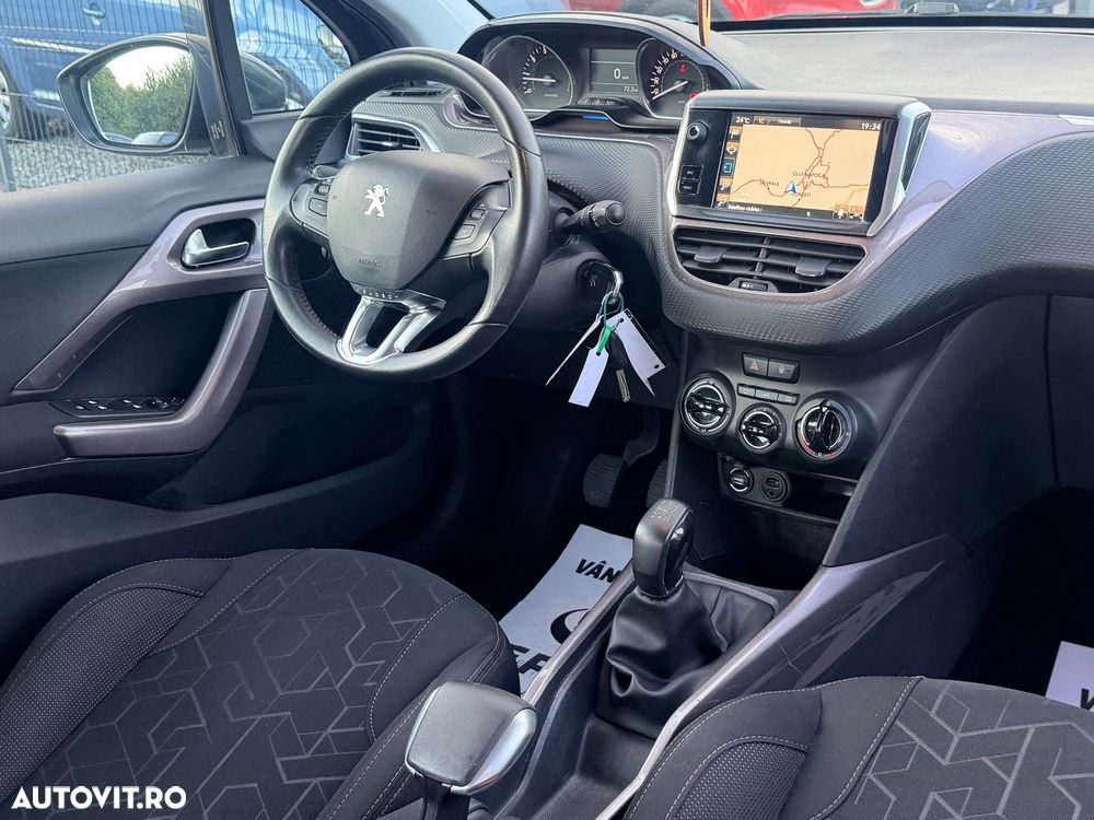 Peugeot 2008 PureTech 82 Style - 6