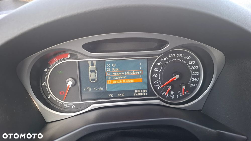 Ford Mondeo 2.0 TDCi Titanium - 11