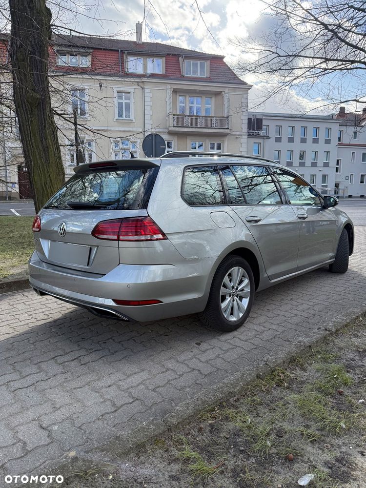 Volkswagen Golf 2.0 TDI BMT Comfortline - 3