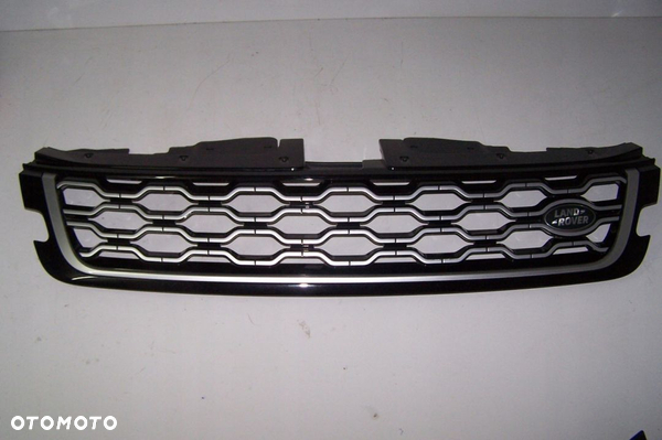 Range Rover Evoque II atrapa grill K8D2 8200 B