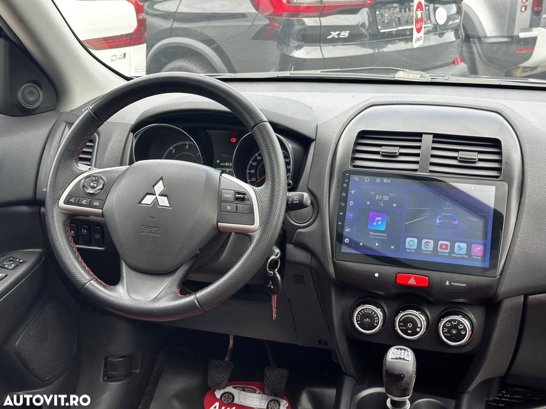 Mitsubishi ASX - 9