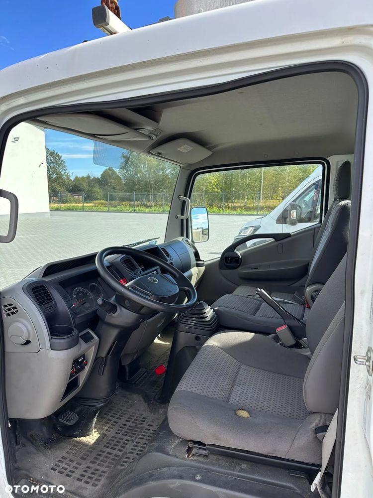 Nissan Cabstar - 7