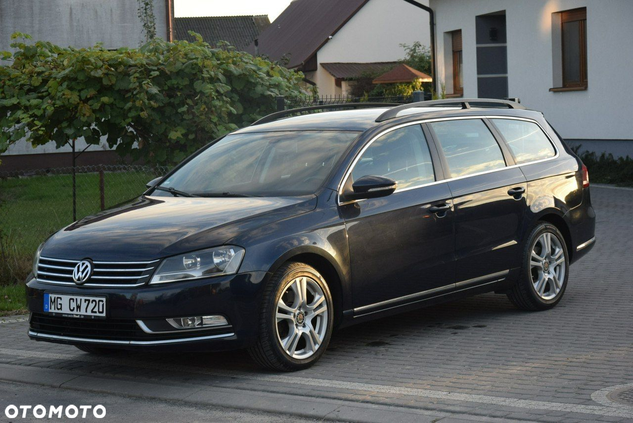Volkswagen Passat Variant 2.0 Blue TDI SCR Comfortline - 3