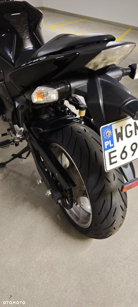 Kawasaki ZR - 18