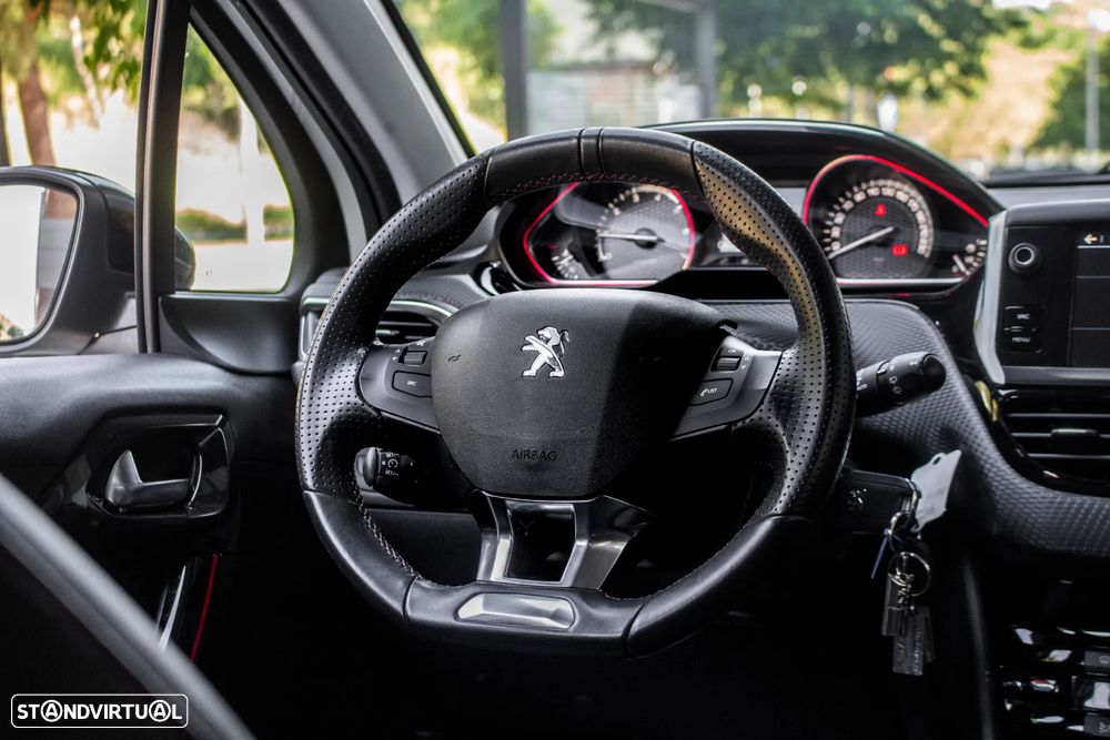 Peugeot 2008 PureTech 110 Stop&Start Allure - 31