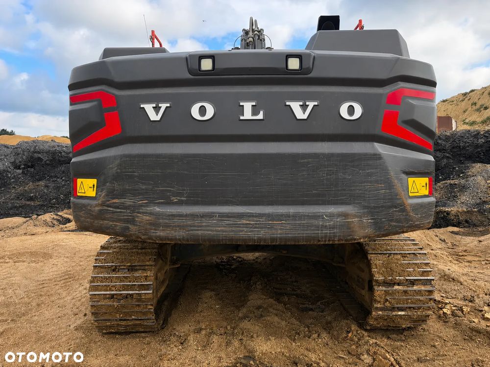 Volvo EC400FL5 - 8