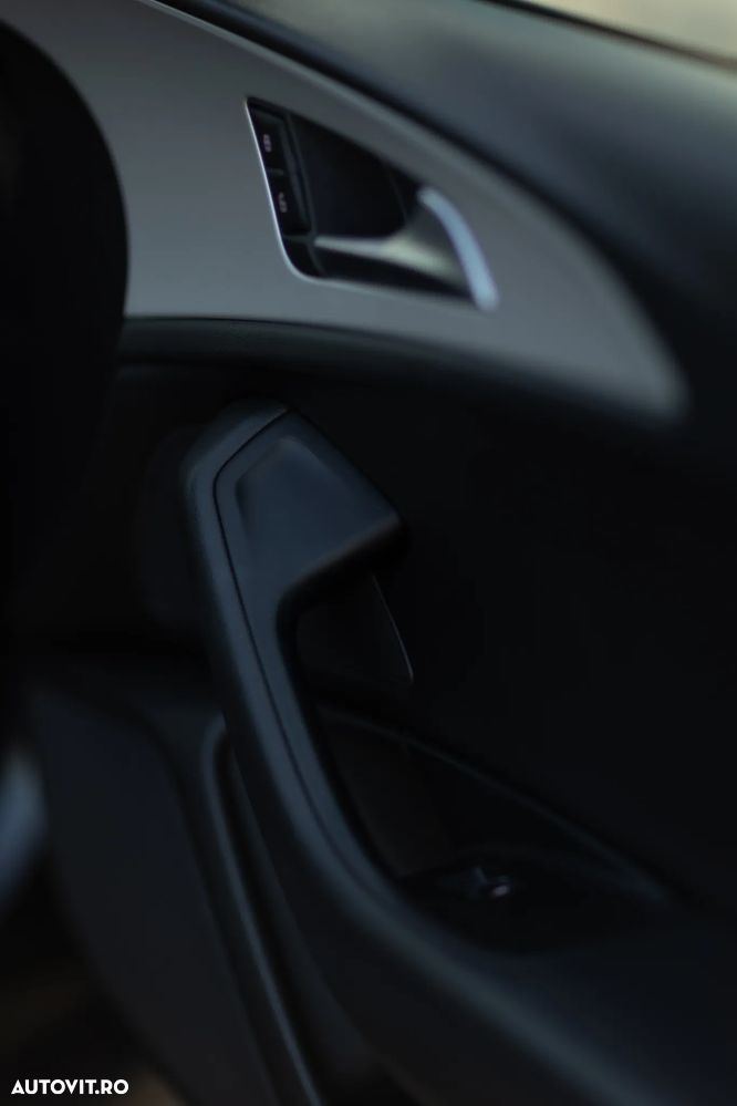 Audi A6 Avant 2.0 TDI Ultra S tronic - 4