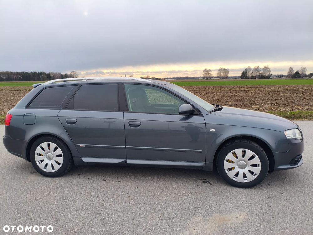Audi A4 Avant - 10