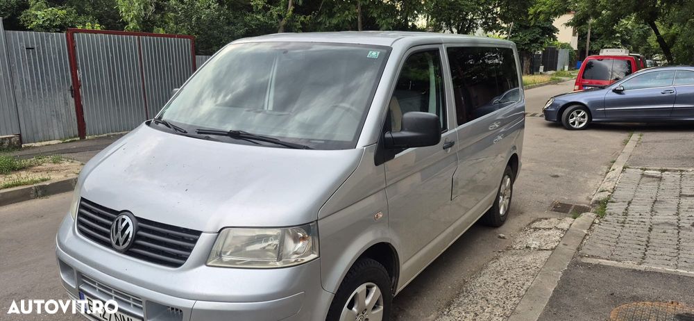 Volkswagen Transporter - 1