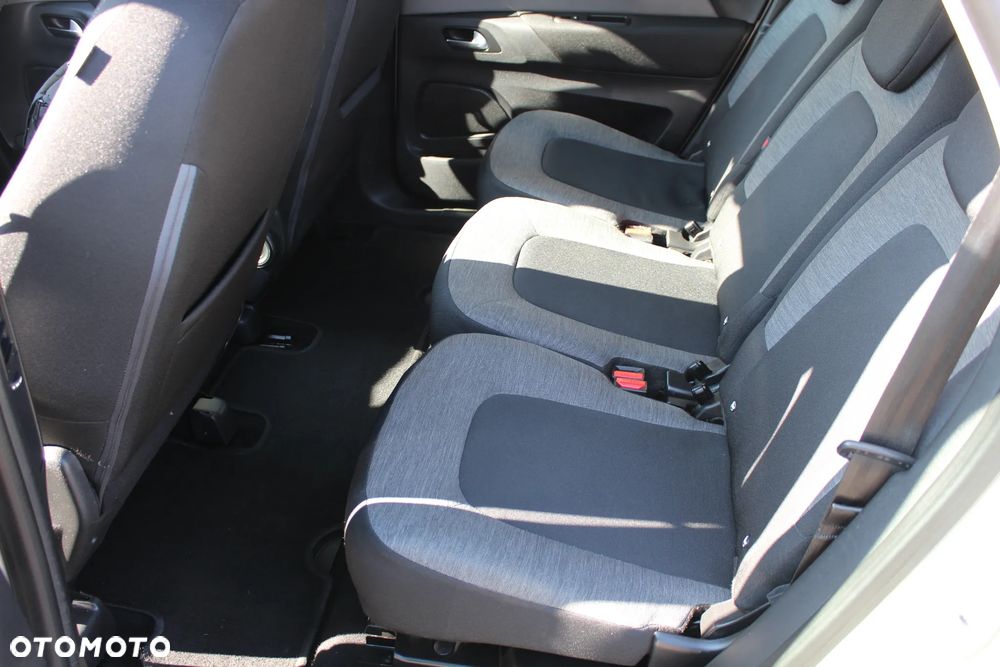 Citroën C4 Picasso - 15