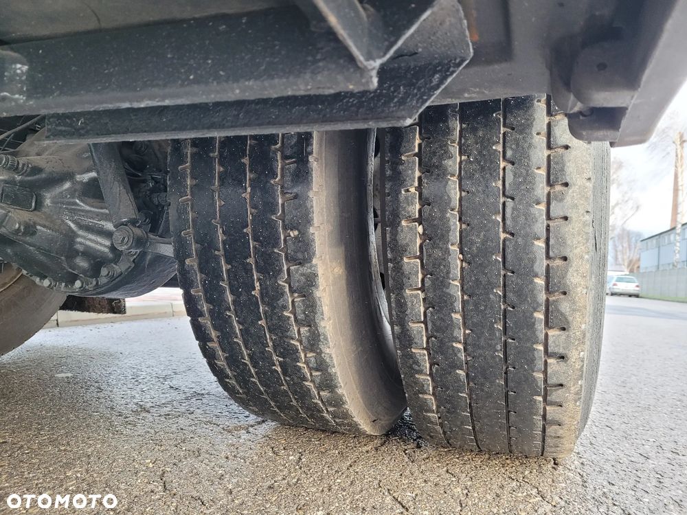 Mercedes-Benz AXOR 1833 330KM // HDS ŻURAW DŹWIG // KRÓTKI ROZSTAW // WYSOKA BURTA // MOŻLIWA WYWROTKA KIPER - 16