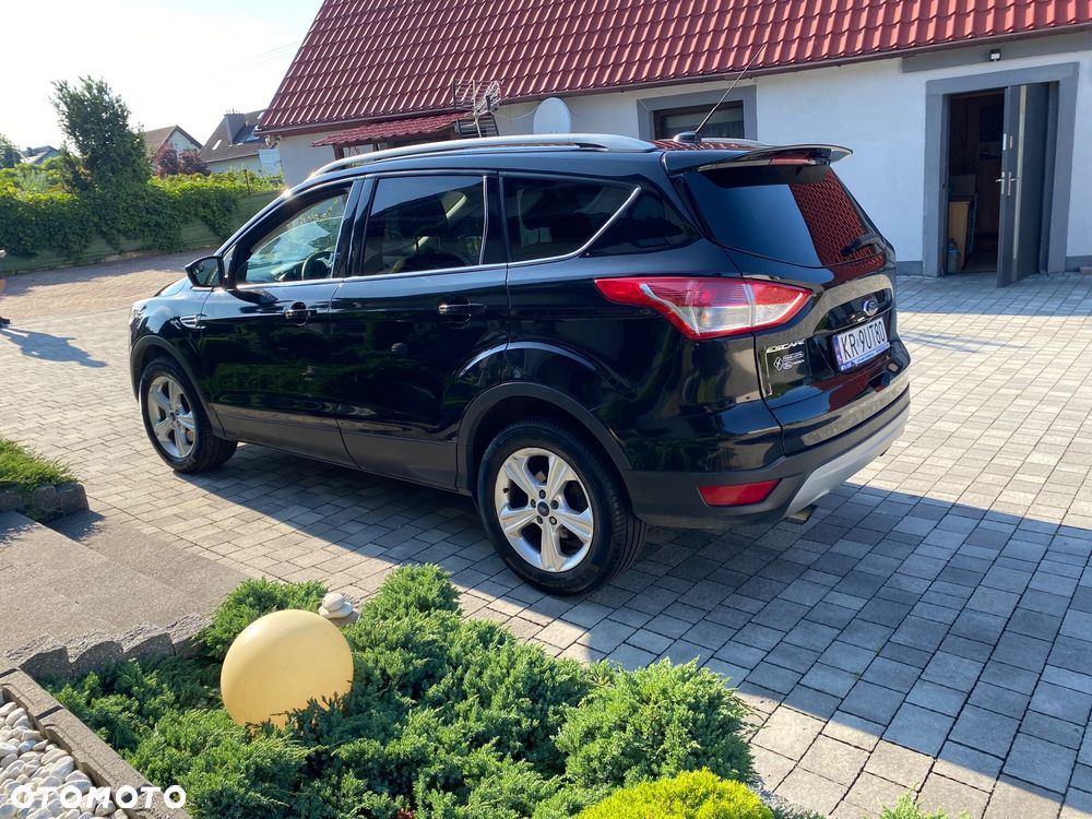 Ford Kuga - 10