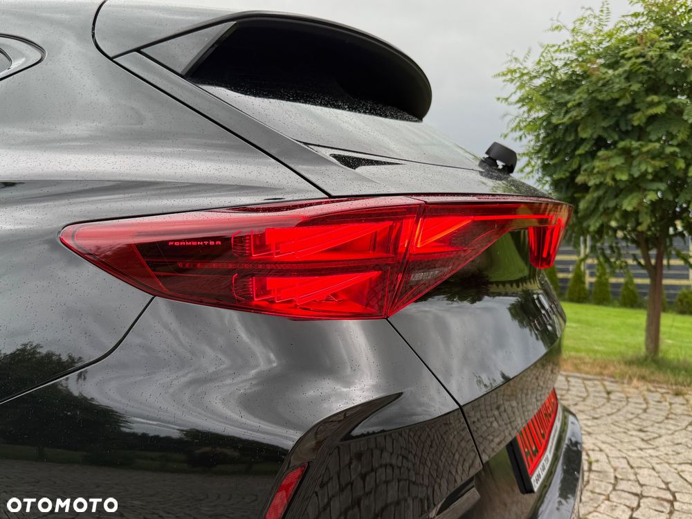 Cupra Formentor 2.0 TSI 4Drive DSG VZ Black Edition - 35