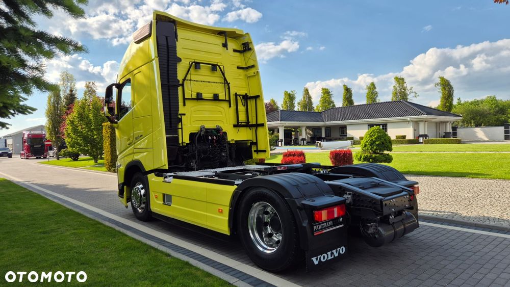 Volvo VOLVO///FH///500///2023/// GLOBETROTTER///XXL///FULL  LED///VIRTUAL COCPIT/// TABLET///KAMERA///WAGA/// KLIMATYZACJA POSTOJOWA/// ZABUDOWY MIĘDZYOSIOWE/// ALUFELGI///STAN BARDZO DOBRY - 8