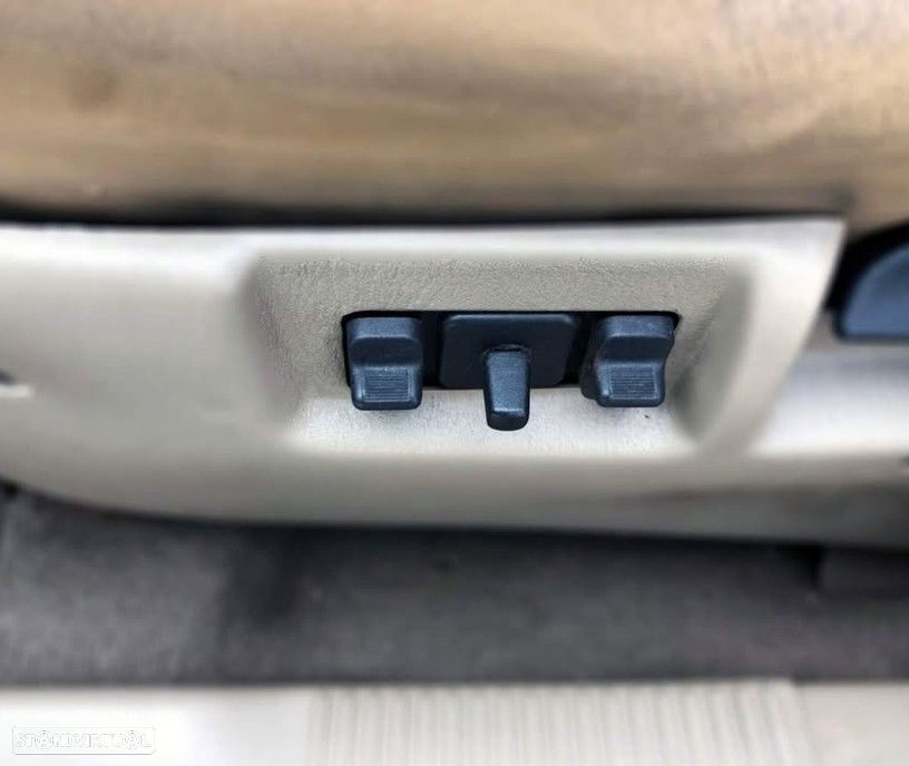 Jeep Grand Cherokee 2.7 CRD Laredo - 11