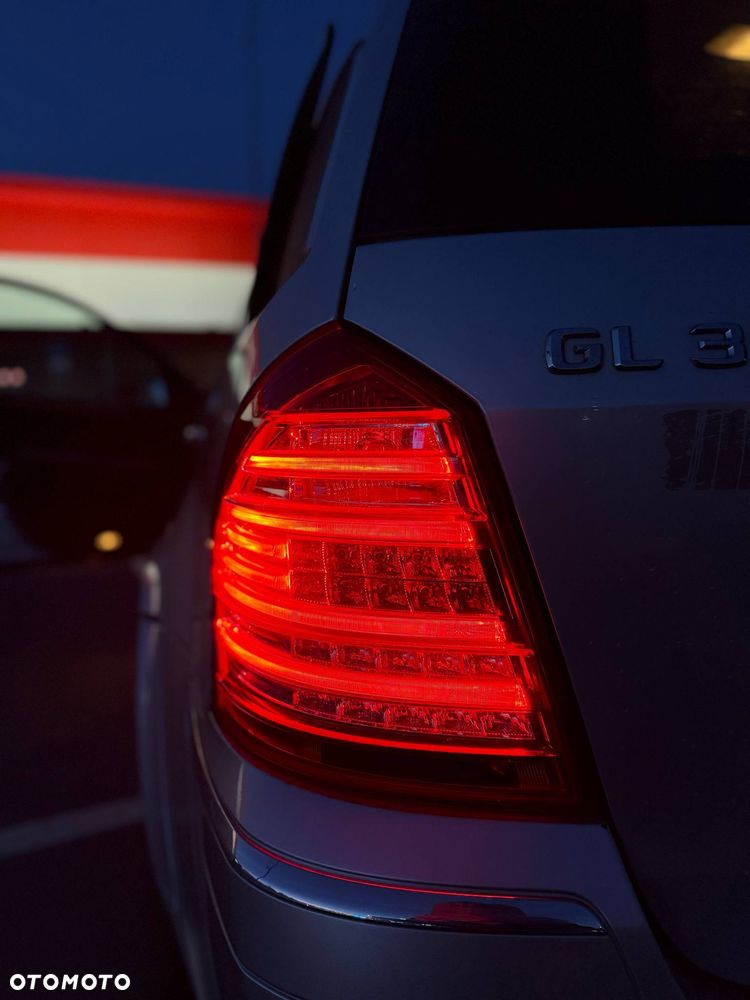 Mercedes-Benz GL 350 BlueTec - 18