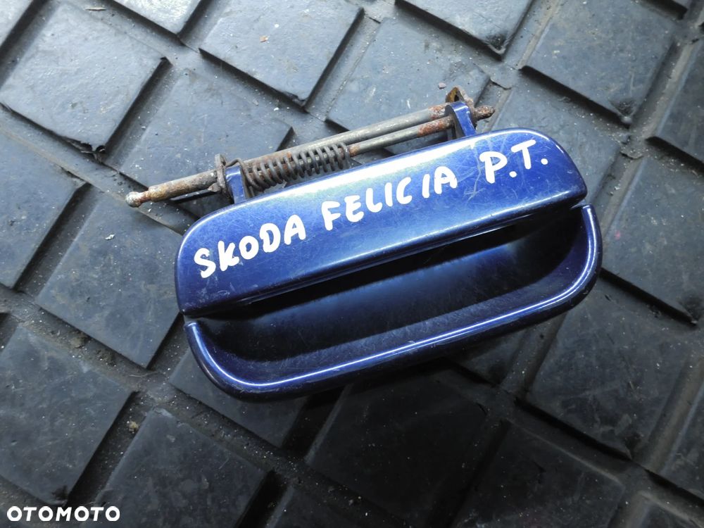 SKODA FELICIA KLAMKA ZEWNĘTRZNA PRAWA TYŁ - 1