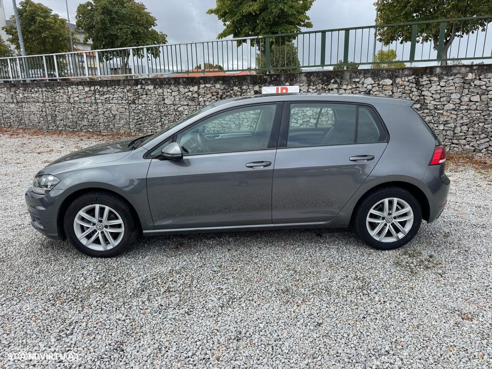 VW Golf 1.6 TDI Confortline - 5