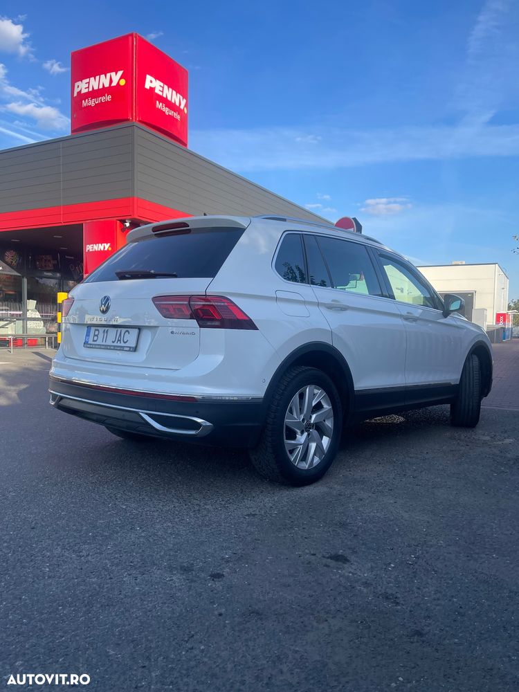 Volkswagen Tiguan - 2