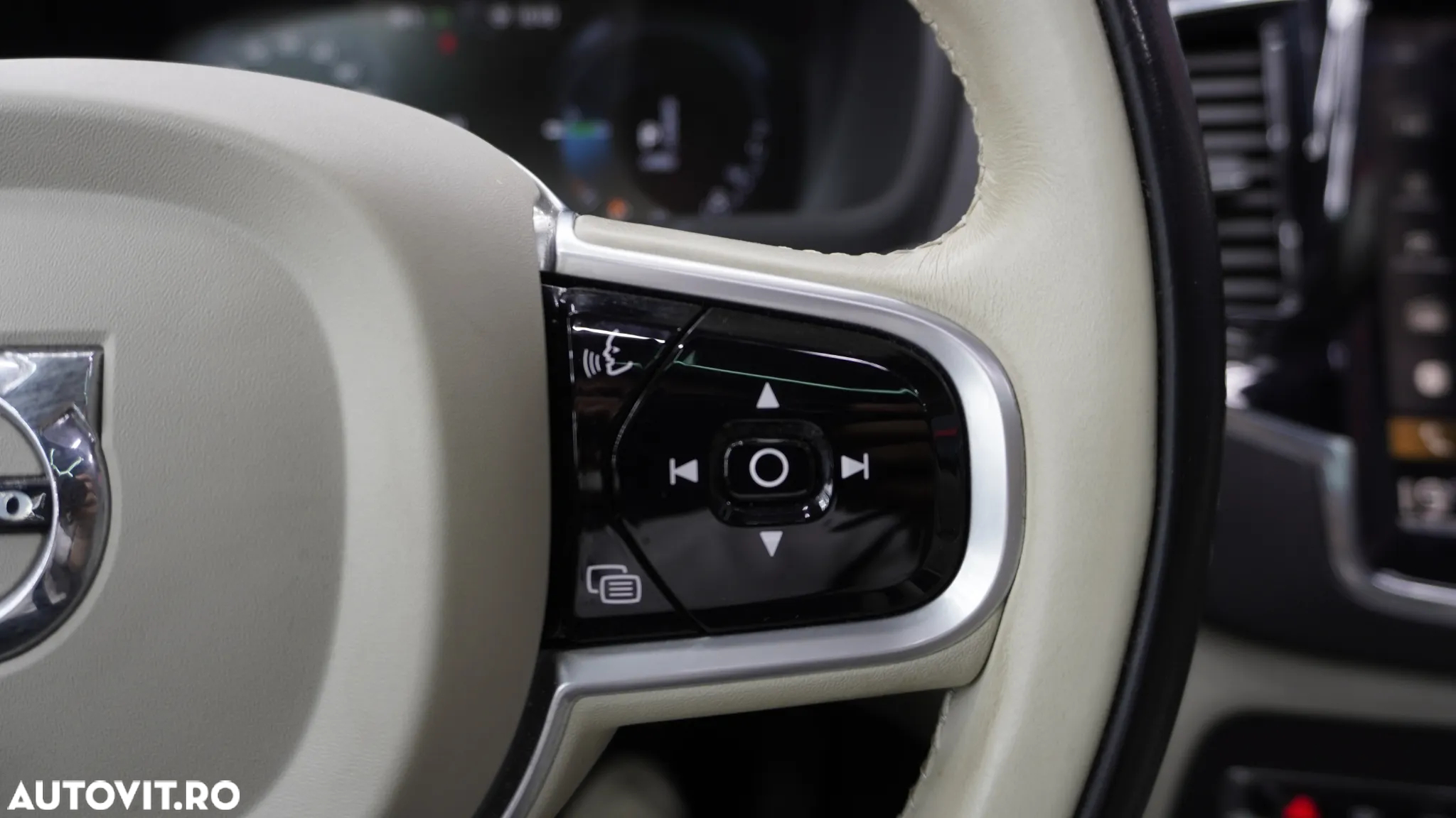 Volvo XC 90 T8 eAWD Inscription - 11