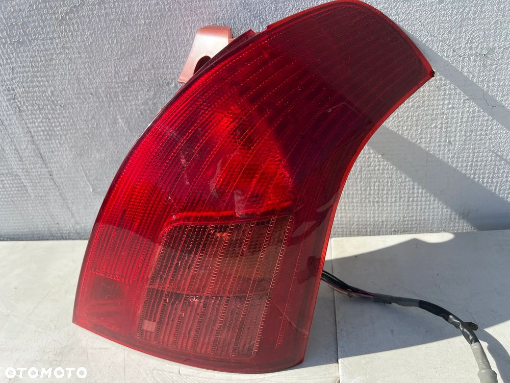 SUZUKI SWIFT MK6 LAMPA TYŁ PRAWA - 2