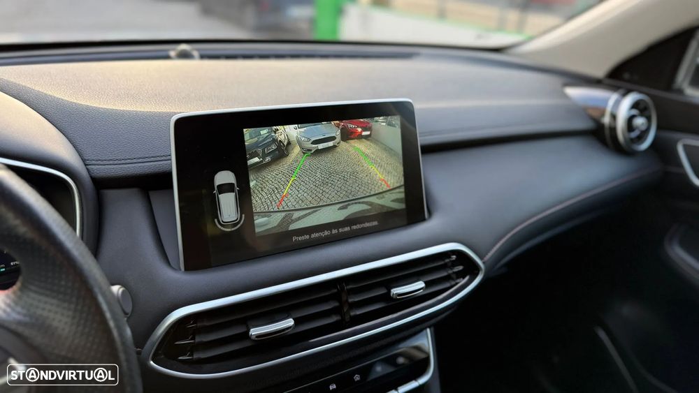 MG EHS 1.5T-GDI PHEV Luxury - 9