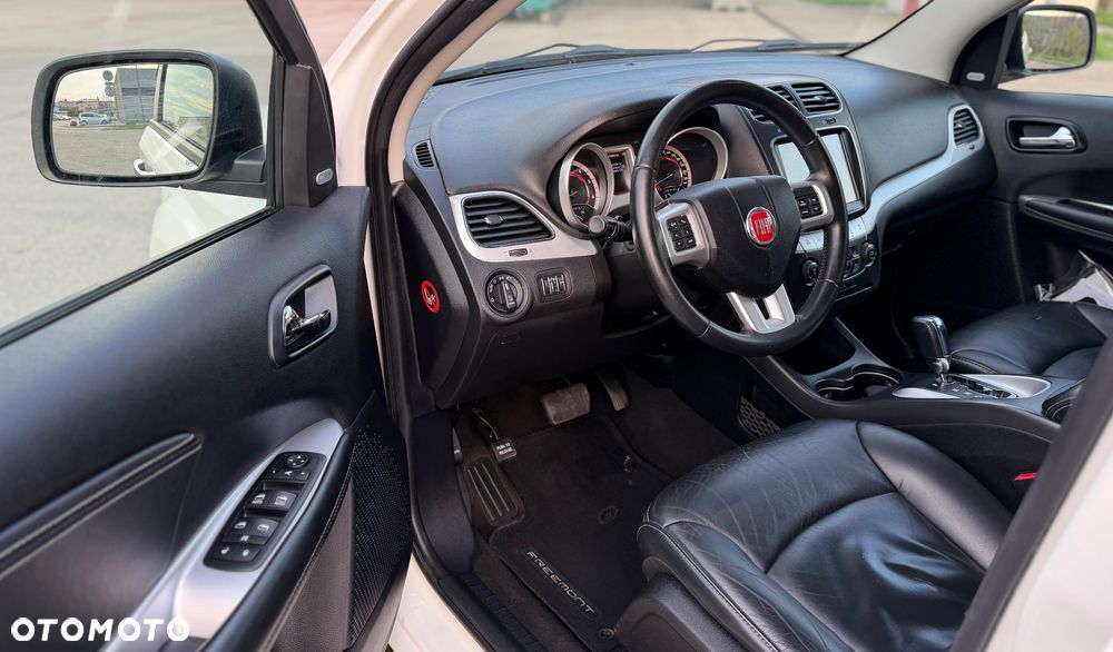 Fiat Freemont 2.0 Multijet 16V DPF Automatik Allrad Lounge - 5