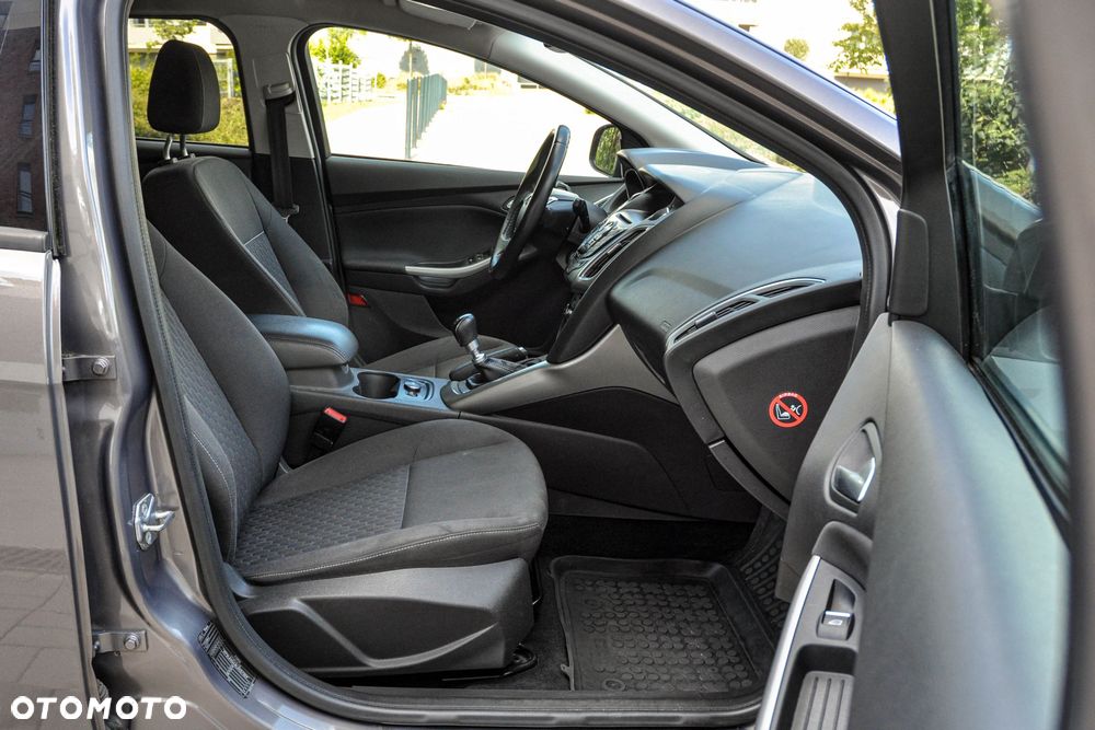 Ford Focus - 11