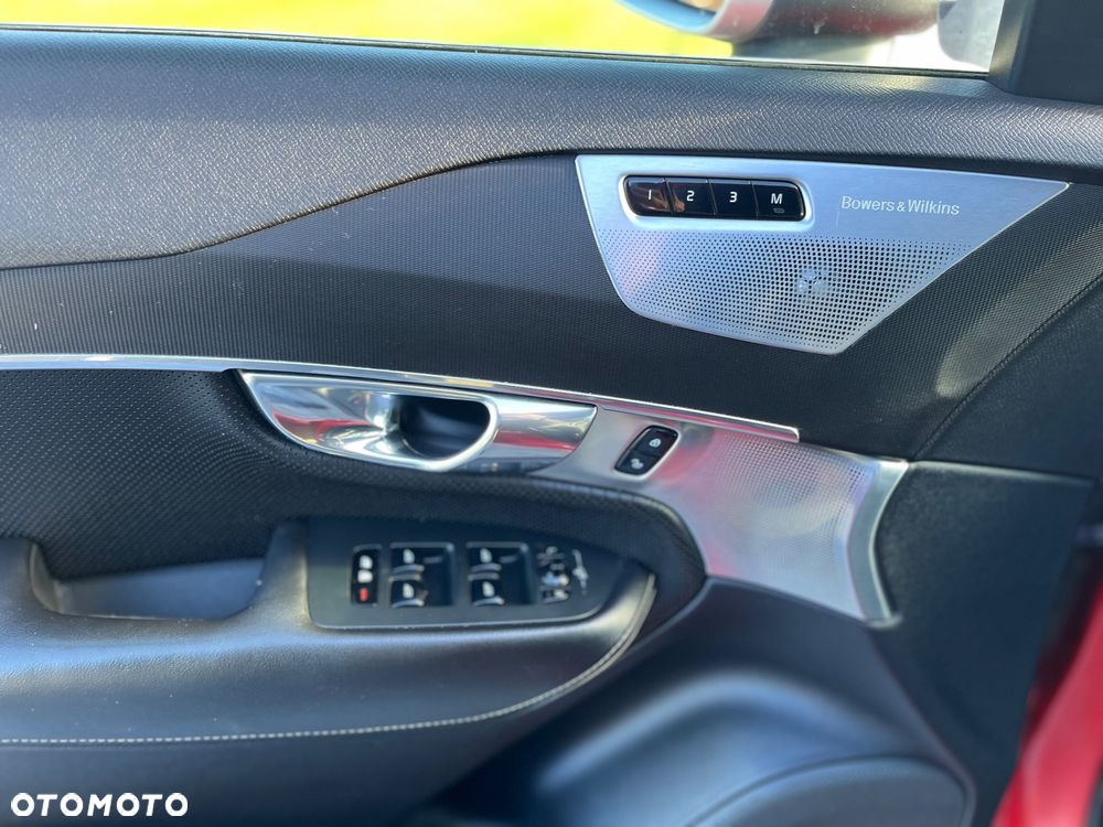 Volvo XC 90 T6 AWD R-Design - 24