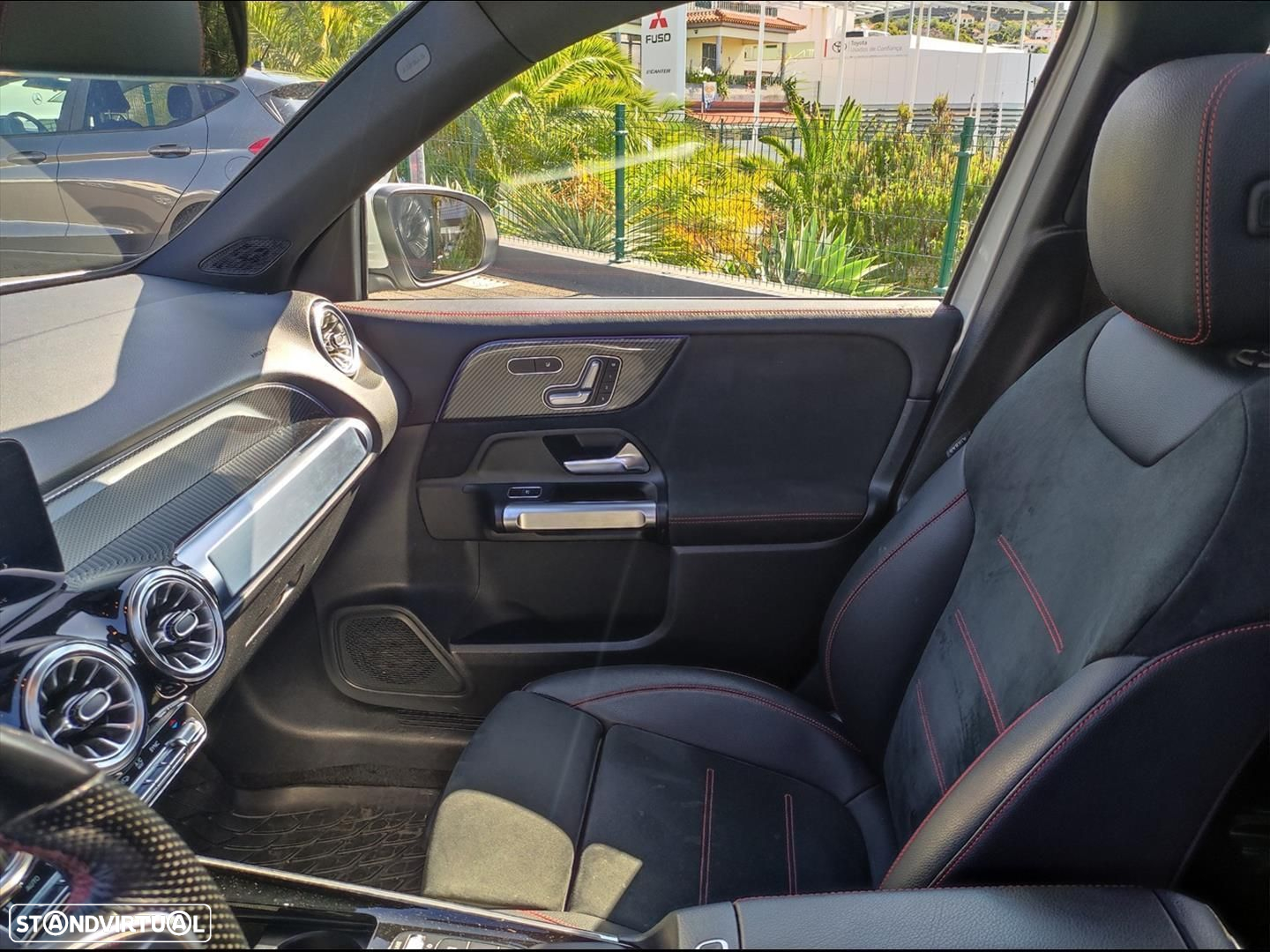 Mercedes-Benz GLB 220 d 4Matic AMG Line - 11