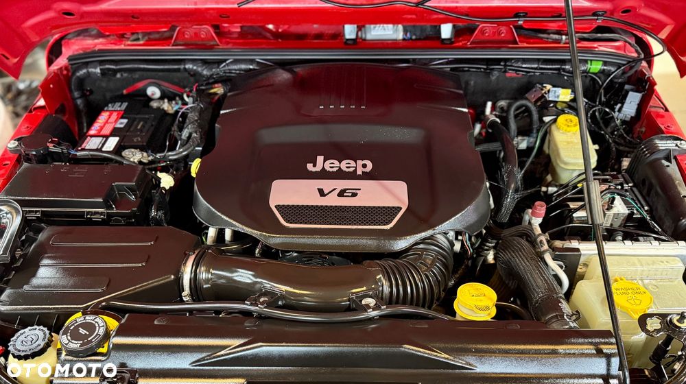 Jeep Wrangler 3.6 Sahara EU6 - 23