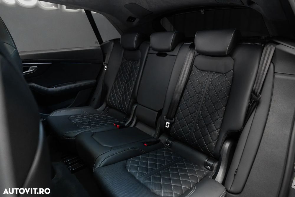 Audi Q8 55 TFSI e quattro Tiptronic PHEV - 34