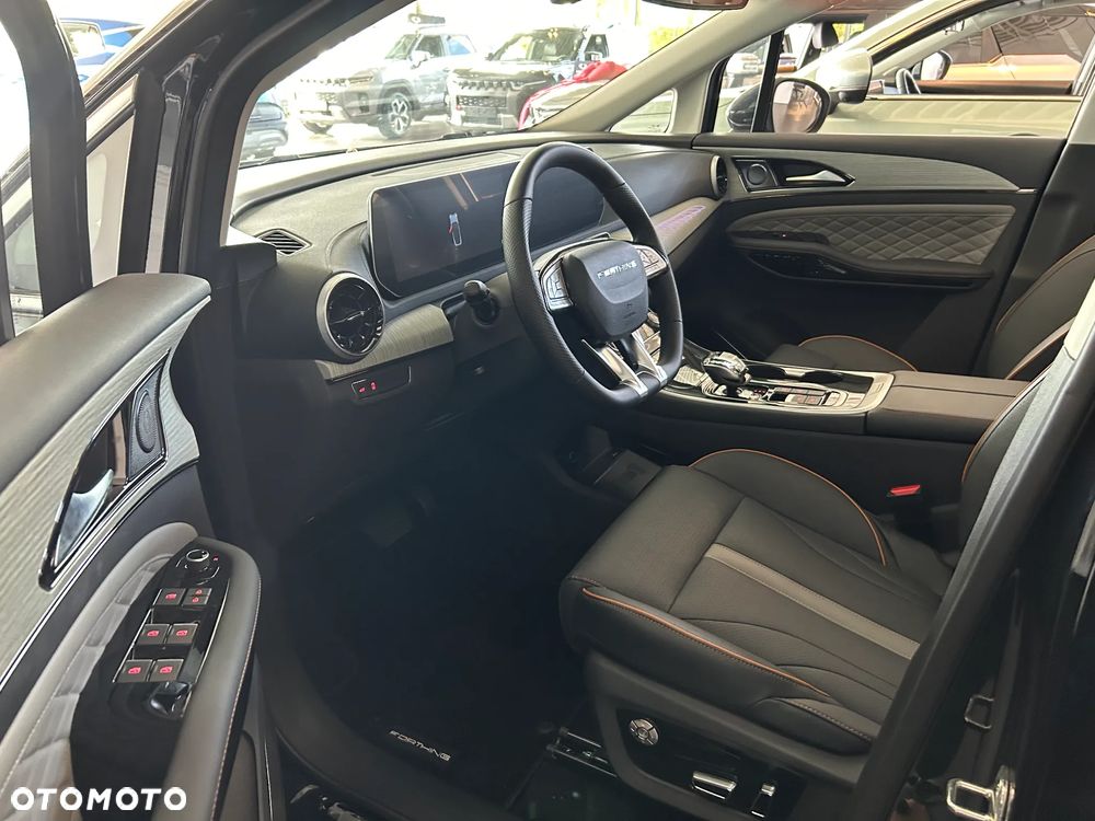 Forthing U Tour 1.5 T-GDI HEV E-CVT - 10