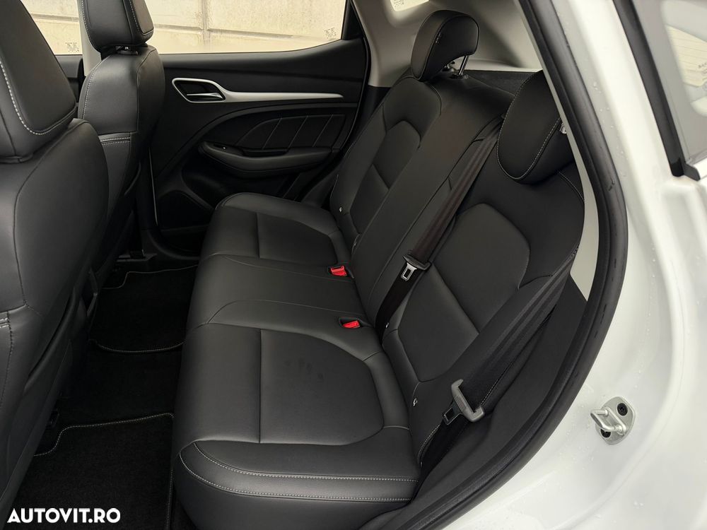 MG ZS EV Maximal Luxury - 8
