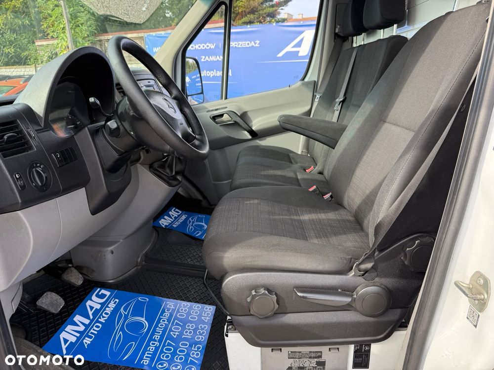 Mercedes-Benz SPRINTER - 12