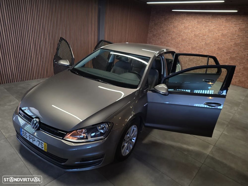 VW Golf 1.6 TDi BlueMotion Trendline - 36