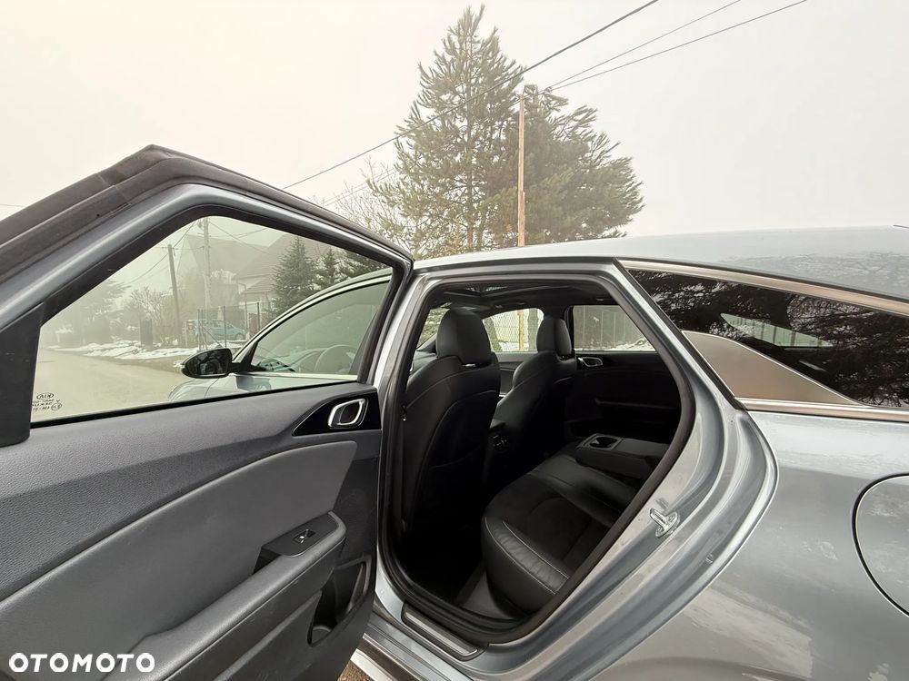 Kia ProCeed 1.4 T-GDI OPF GT LINE - 22