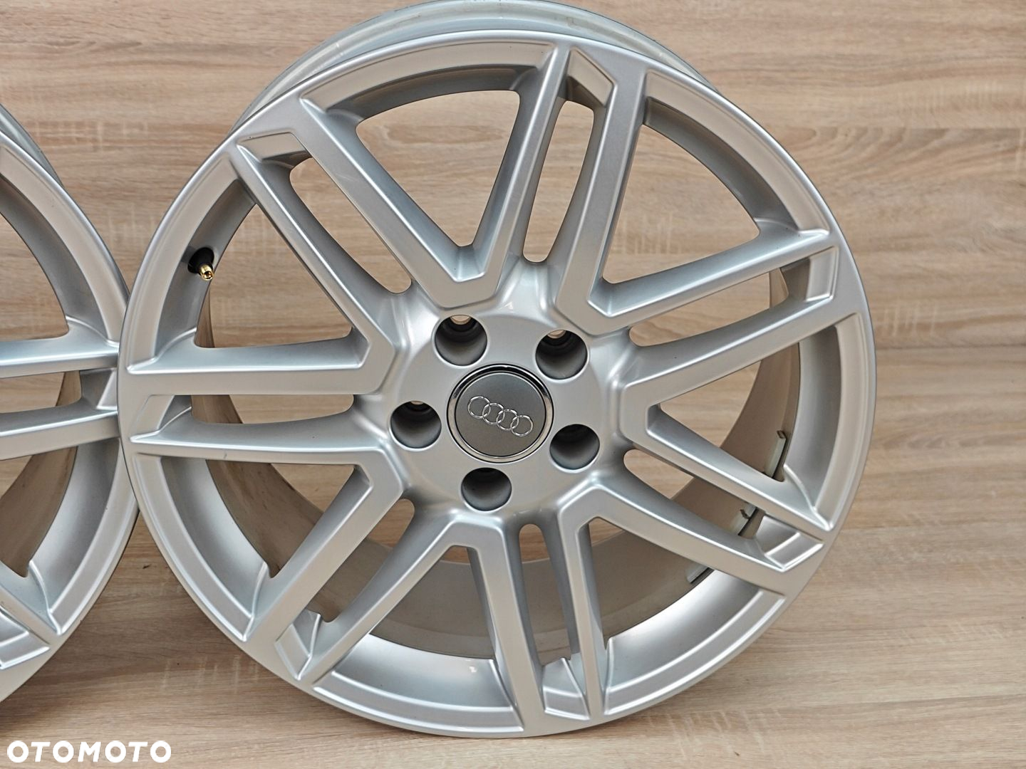FELGI ALUMINIOWE 18" 8Jx18 5x112 AUDI A6 C7 4G0601025CA 64 km - 9