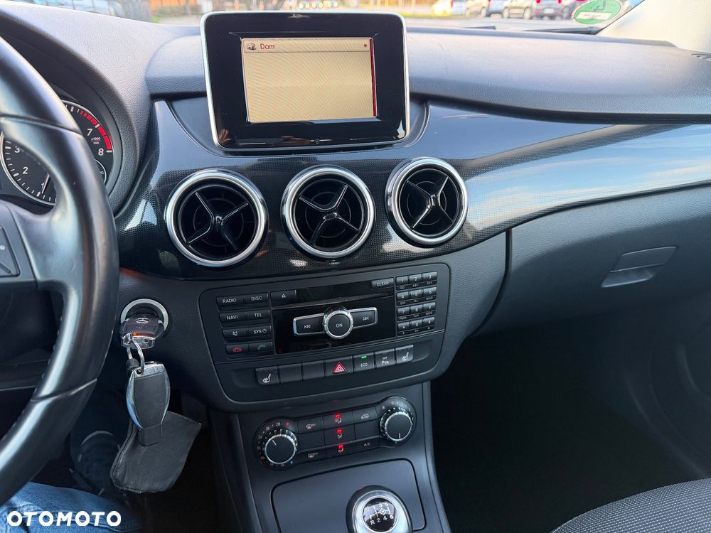 Mercedes-Benz Klasa B 180 BlueEFFICIENCY Edition - 11
