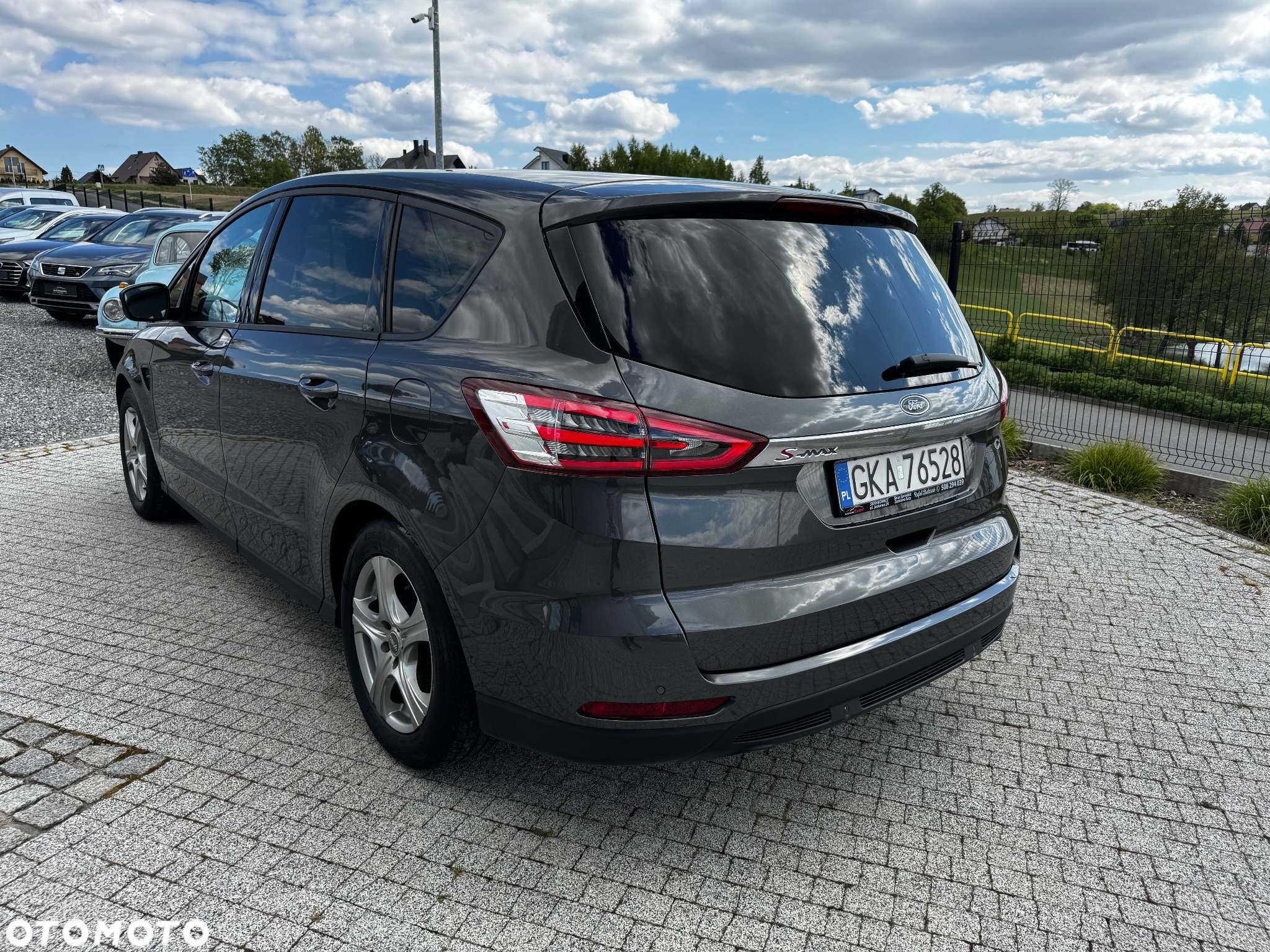 Ford S-Max - 8
